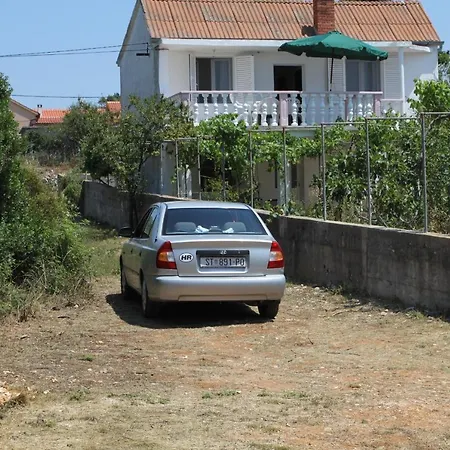 Verunic 8104a Veli Rat