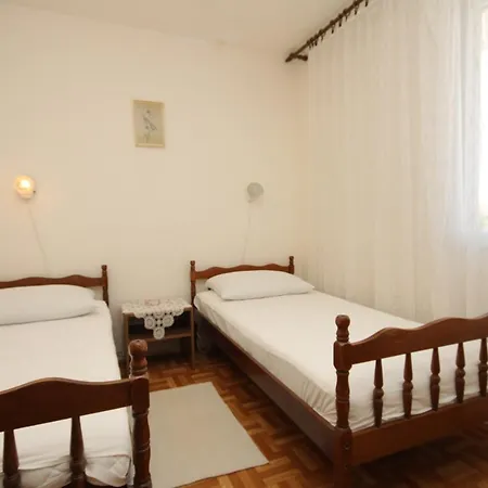 Verunic 8104a Apartment