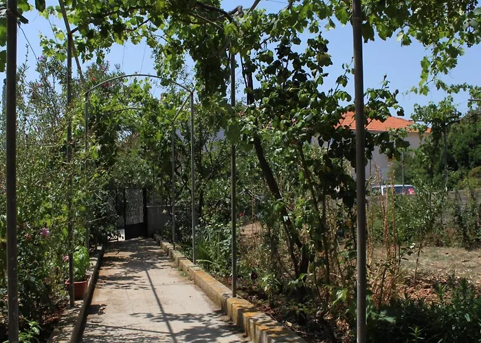 Verunic 8104a Апартаменты *